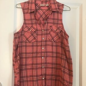 Mudd plaid pink sleeveless country girl top